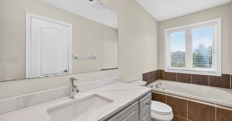 5578 Waterwind Crescent, Mississauga, ON, L5M 0G2 - 41