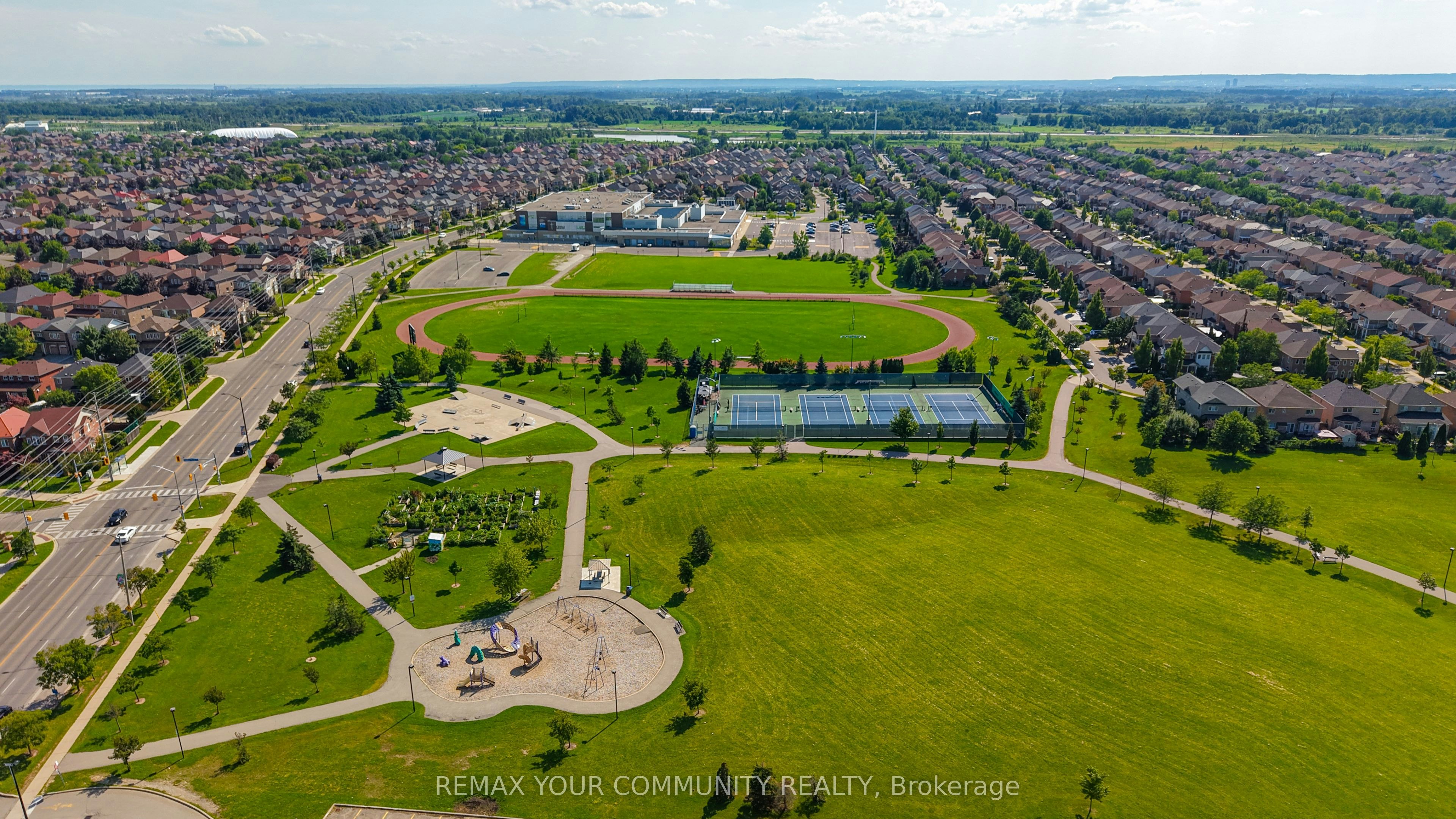 5578 Waterwind Crescent, Mississauga, ON, L5M 0G2 - 3