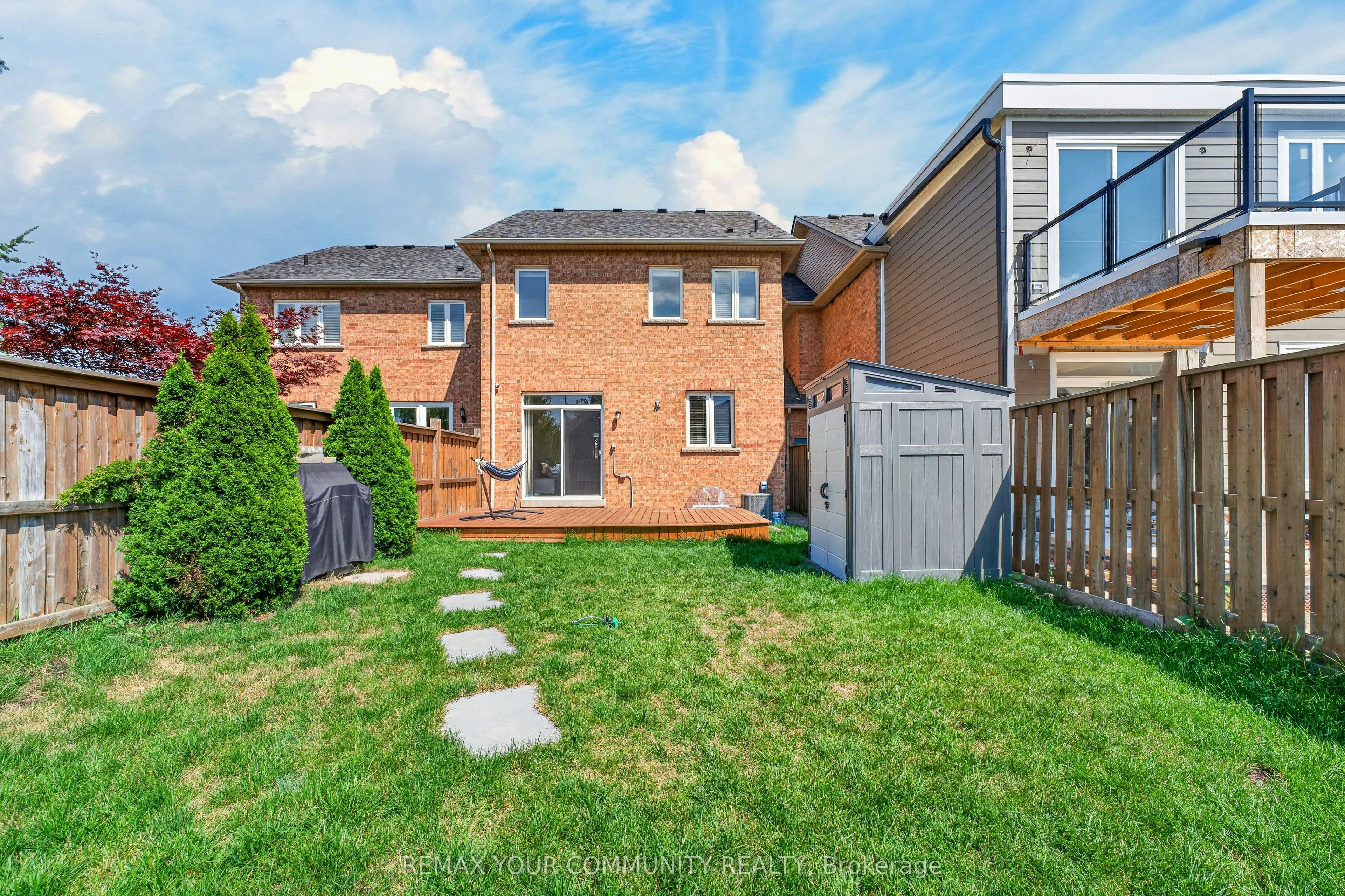 5578 Waterwind Crescent, Mississauga, ON, L5M 0G2 - 10