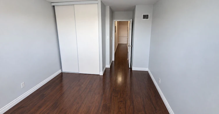 412-3025 The Credit Woodlands Drive, Mississauga, ON, L5C 2V3 - 8