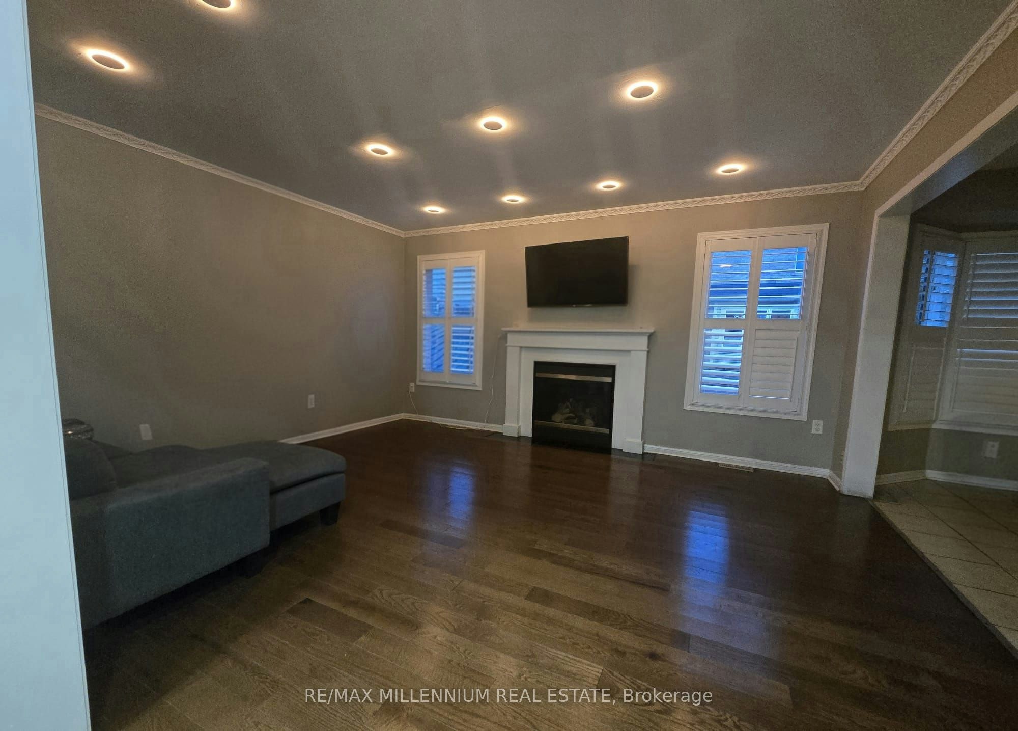 31 Ponymeadow Way, Brampton, ON, L6X 0M2 - 9