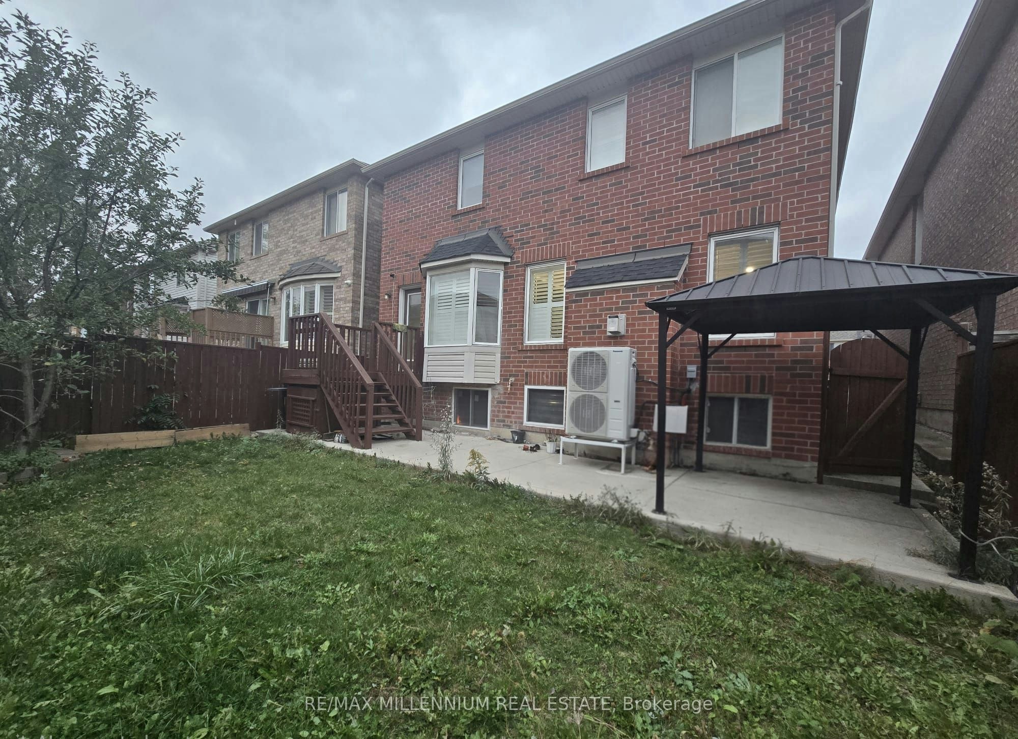 31 Ponymeadow Way, Brampton, ON, L6X 0M2 - 13