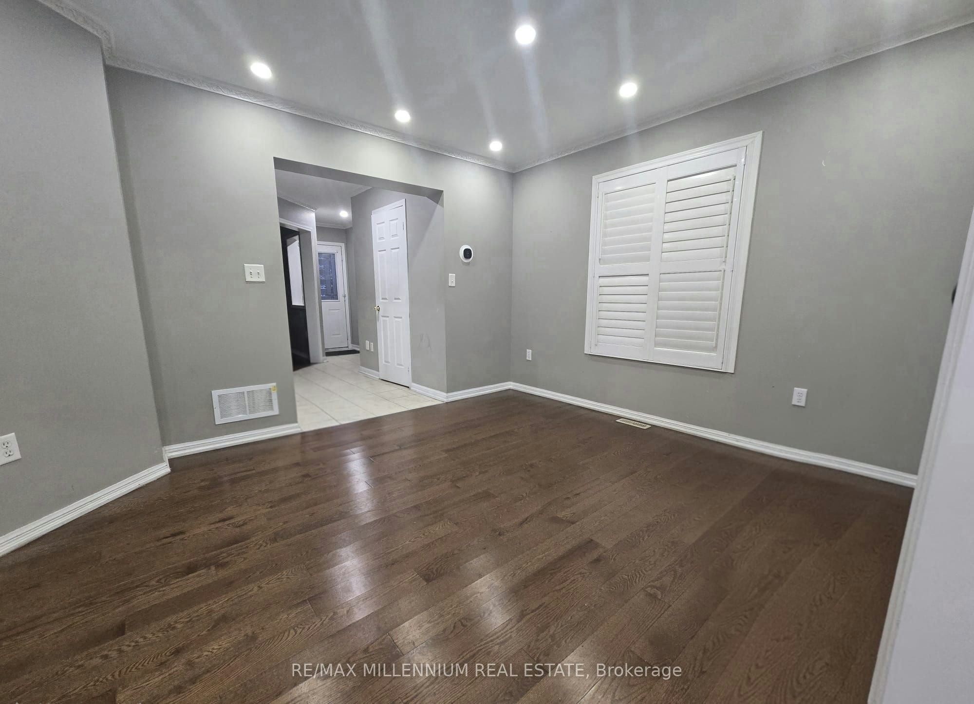 31 Ponymeadow Way, Brampton, ON, L6X 0M2 - 6