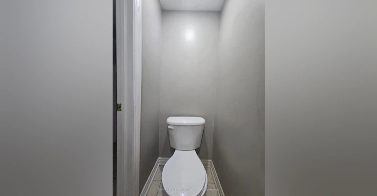 31 Ponymeadow Way, Brampton, ON, L6X 0M2 - 5