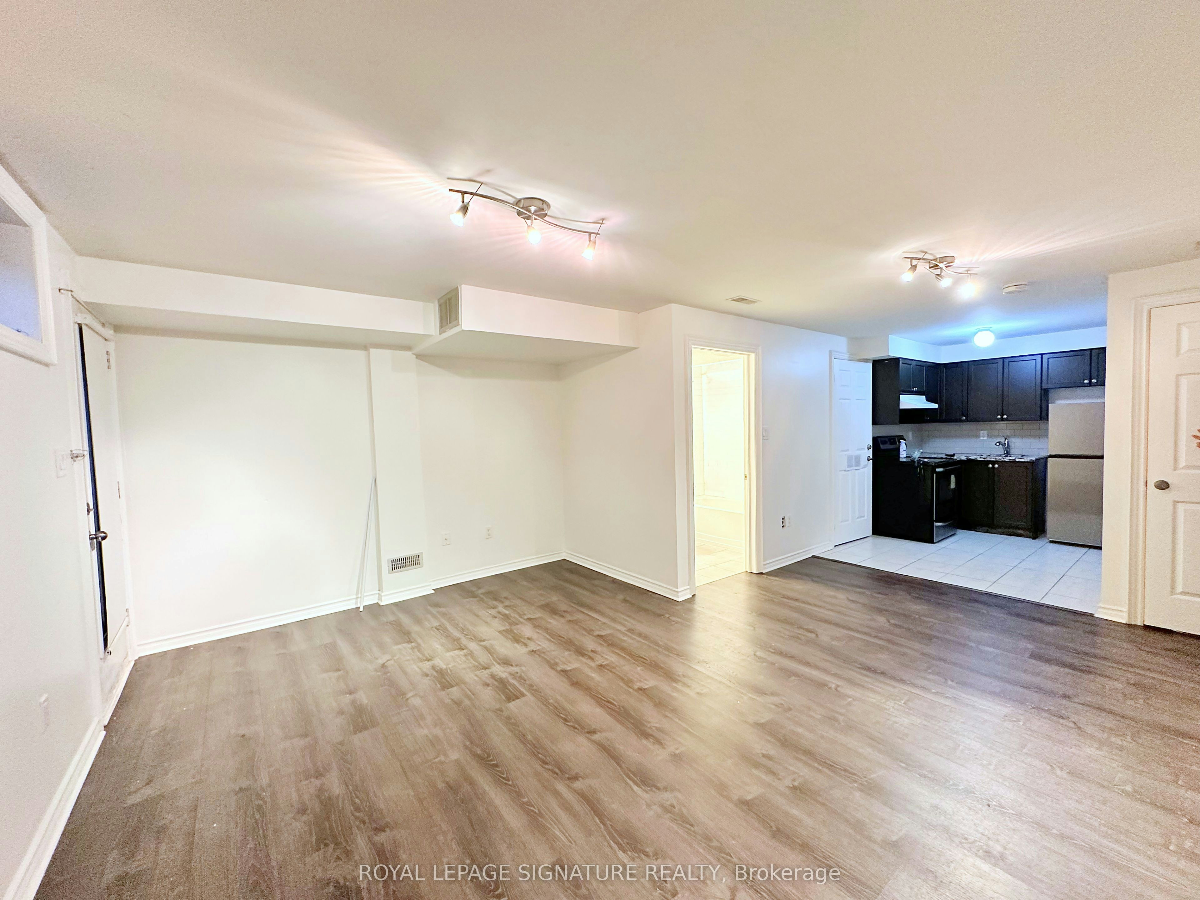 Bsmt-62 Beaver Avenue, Toronto, ON, M6H 2G1 - 3