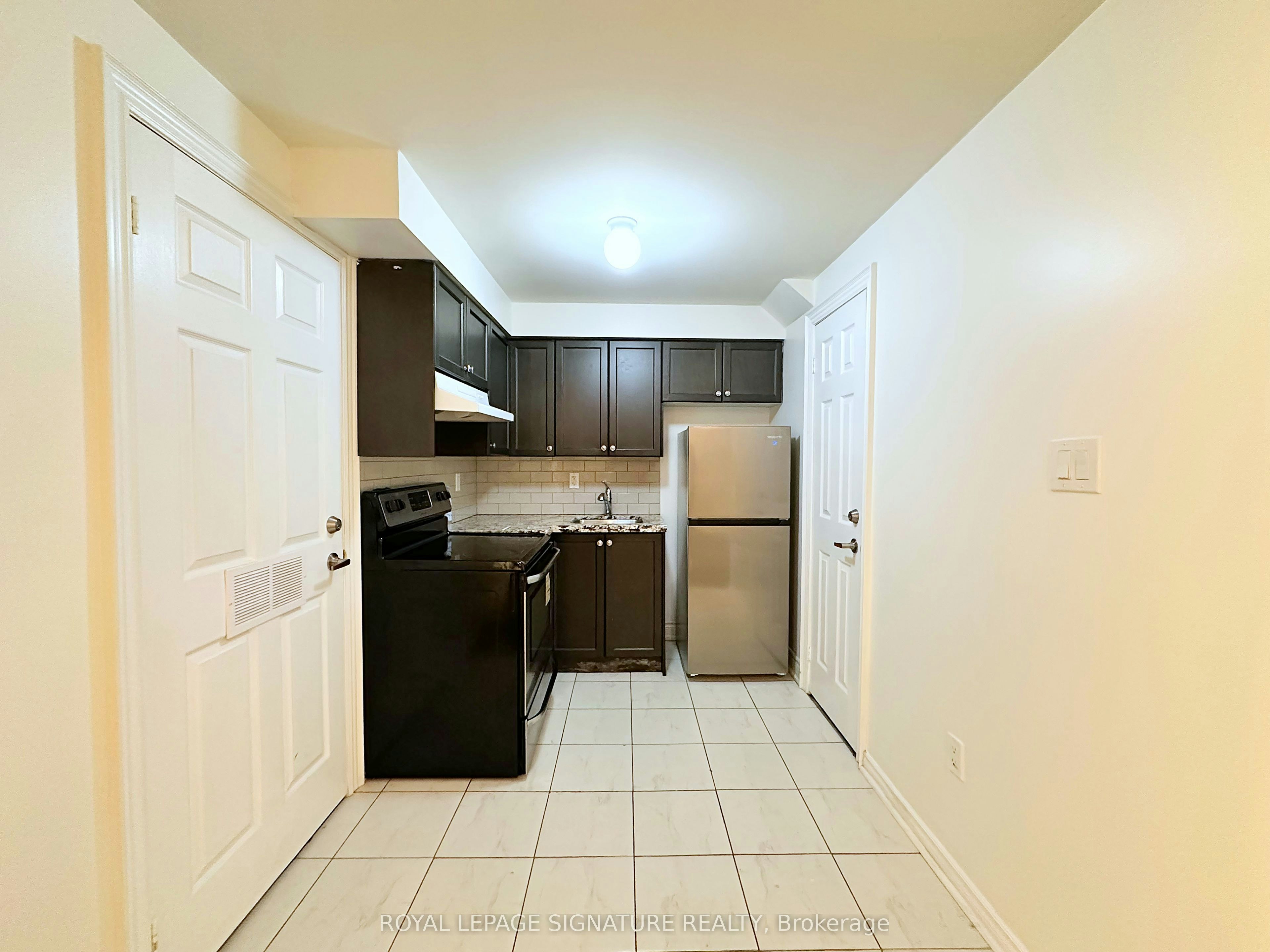 Bsmt-62 Beaver Avenue, Toronto, ON, M6H 2G1 - 9