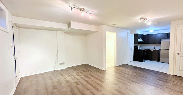 Bsmt-62 Beaver Avenue, Toronto, ON, M6H 2G1 - 10