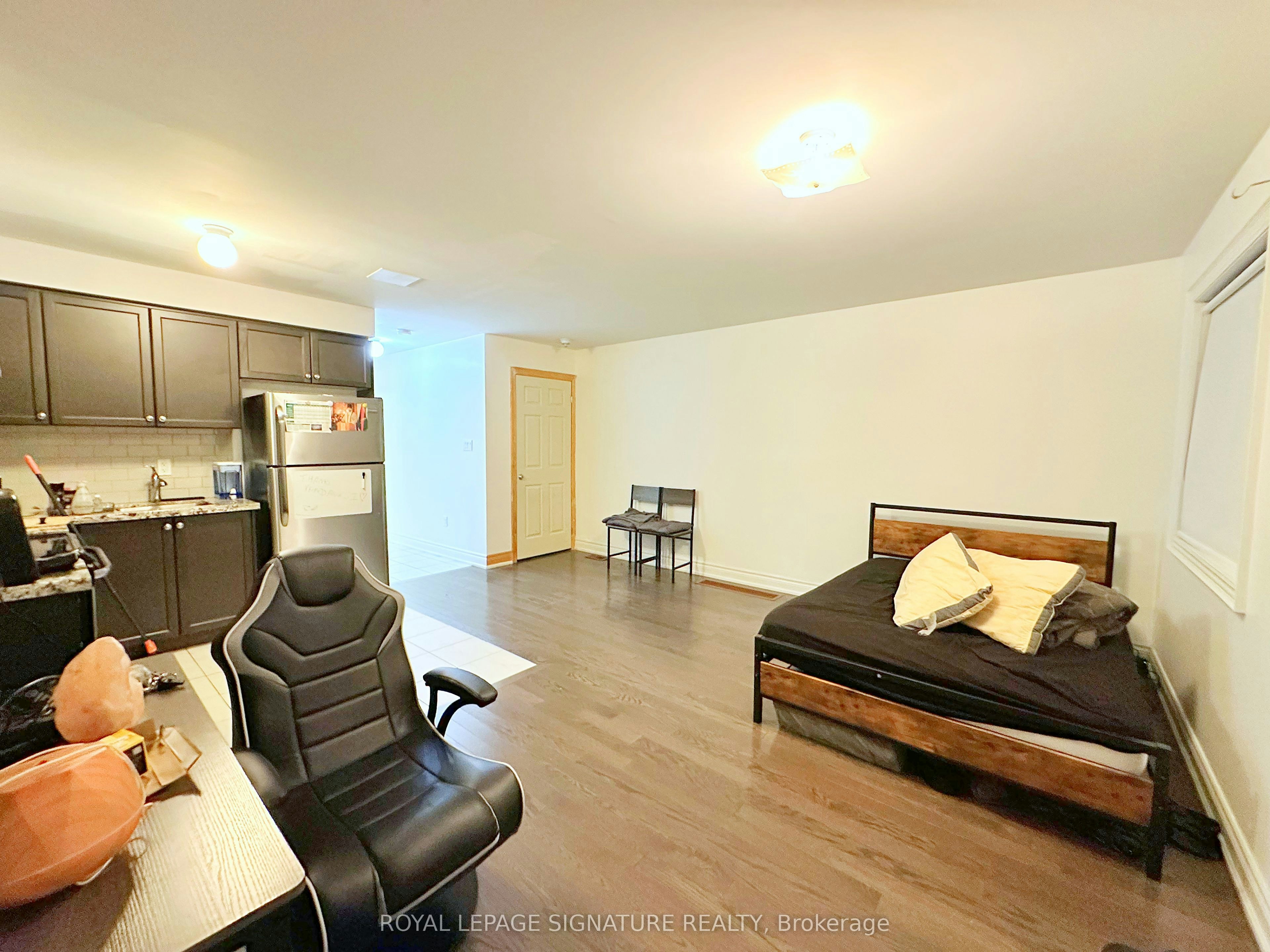 Main-62 Beaver Avenue, Toronto, ON, M6H 2G1 - 6