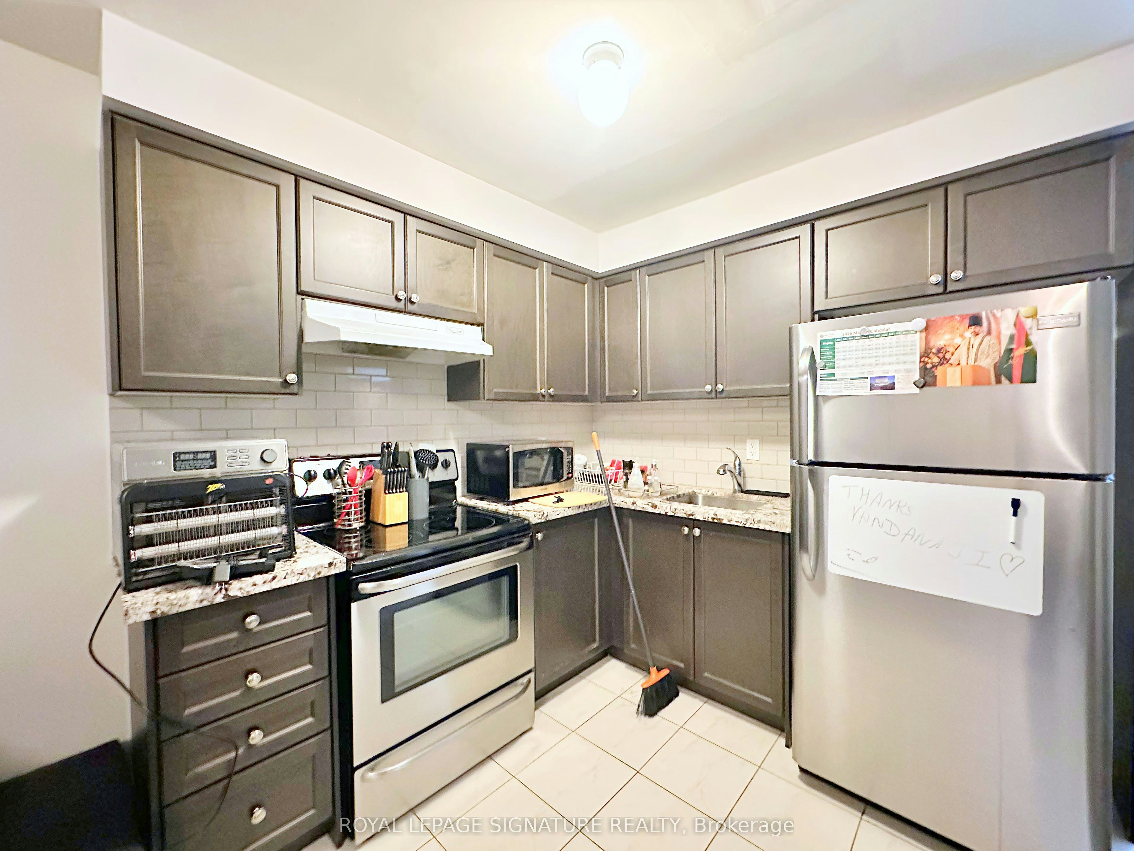 Main-62 Beaver Avenue, Toronto, ON, M6H 2G1 - 4