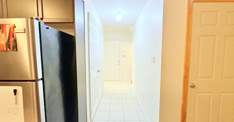 Main-62 Beaver Avenue, Toronto, ON, M6H 2G1 - 7