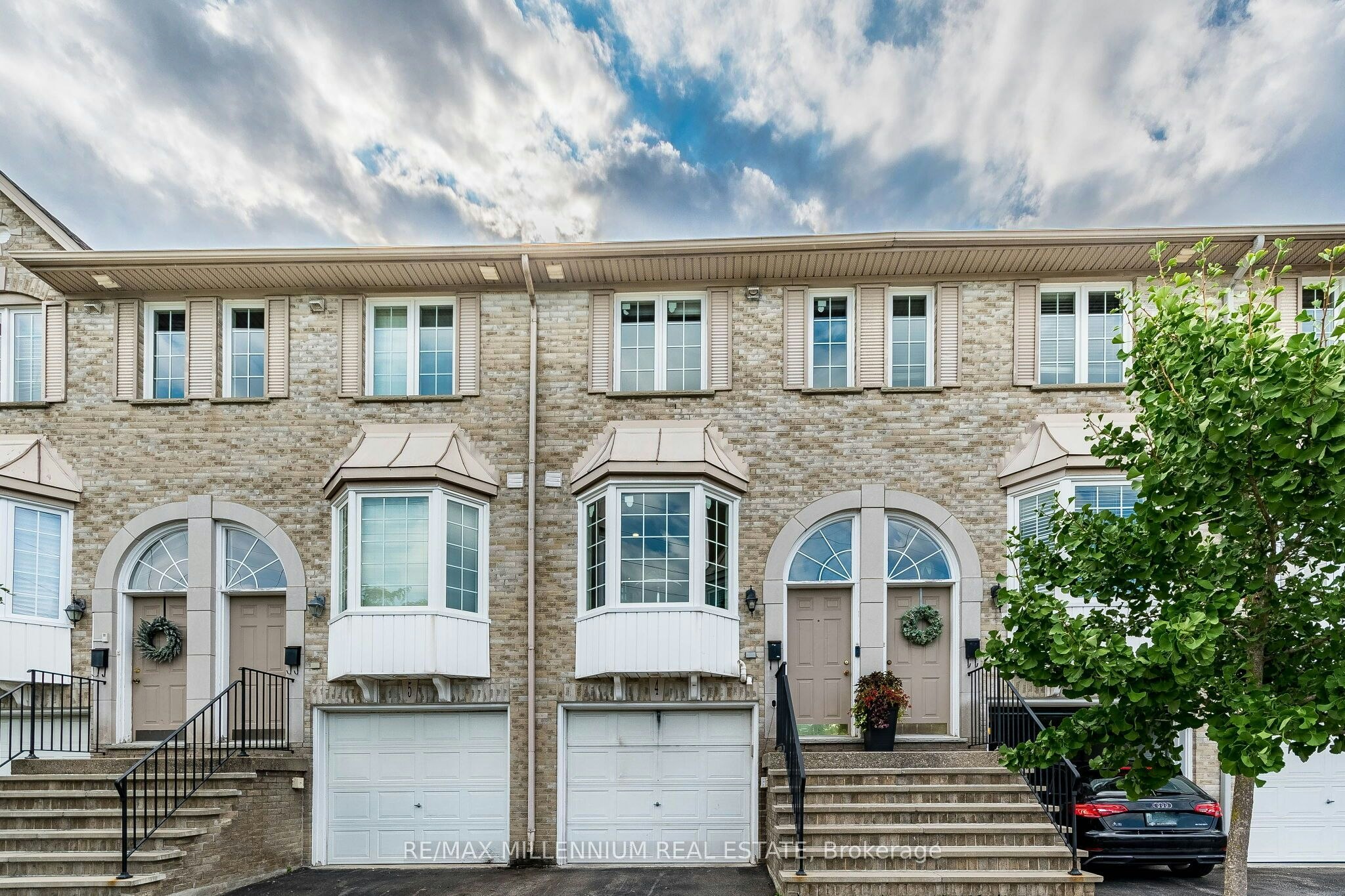 4-3480 Upper Middle Road, Burlington, ON, L7M 4R8