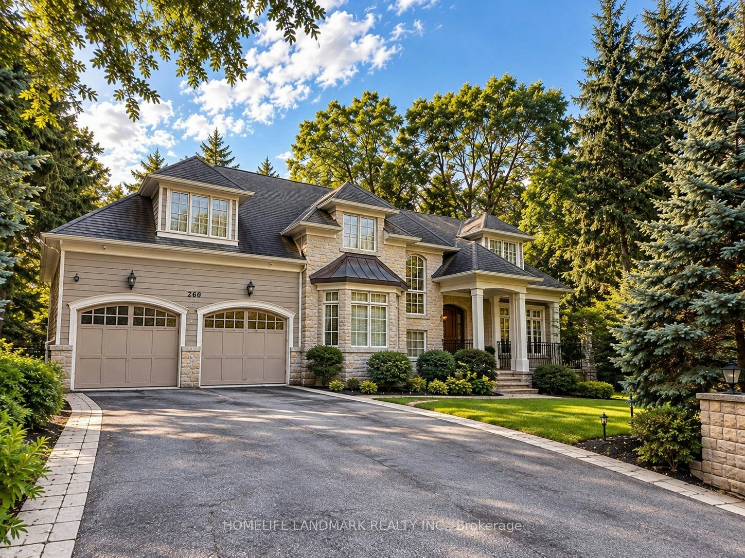 260 Pinetree Way, Mississauga, ON, L5G 2R2