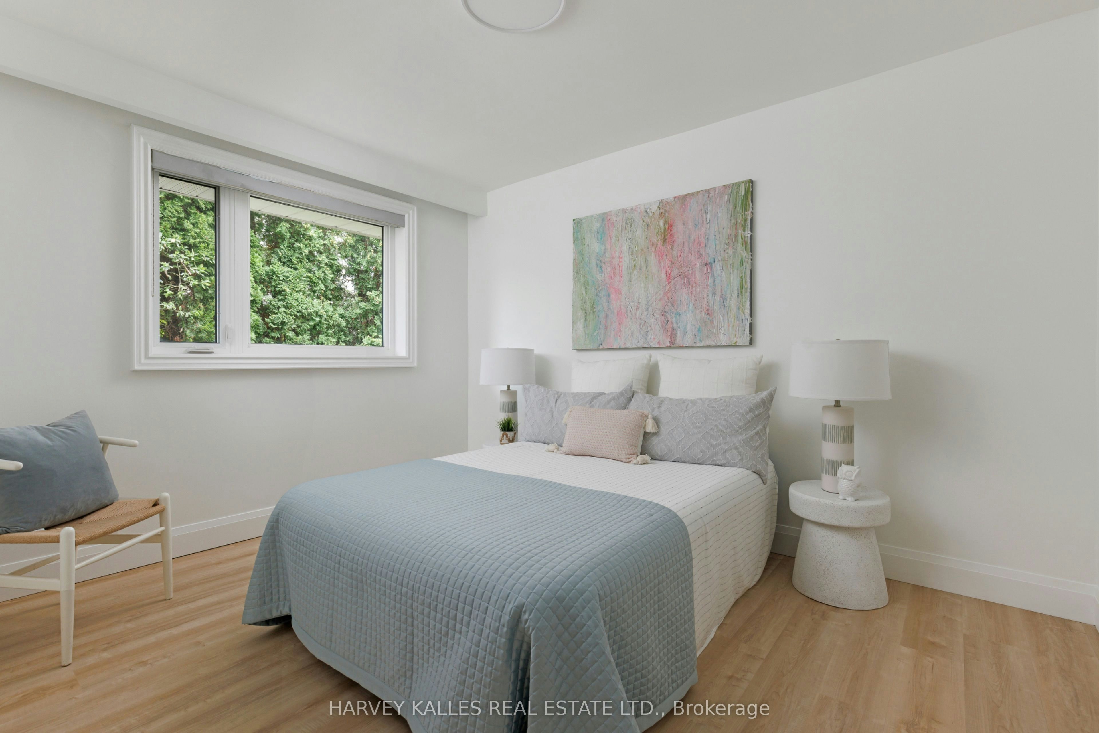 215 Edenbridge Drive, Toronto, ON, M9A 3G9 - 25