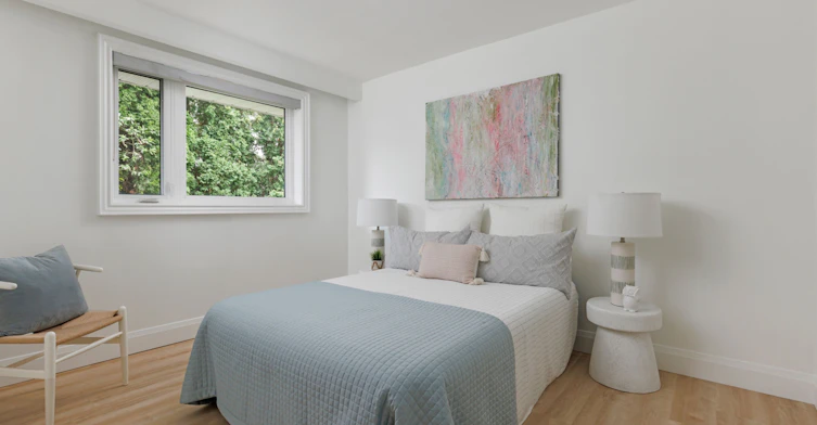 215 Edenbridge Drive, Toronto, ON, M9A 3G9 - 25
