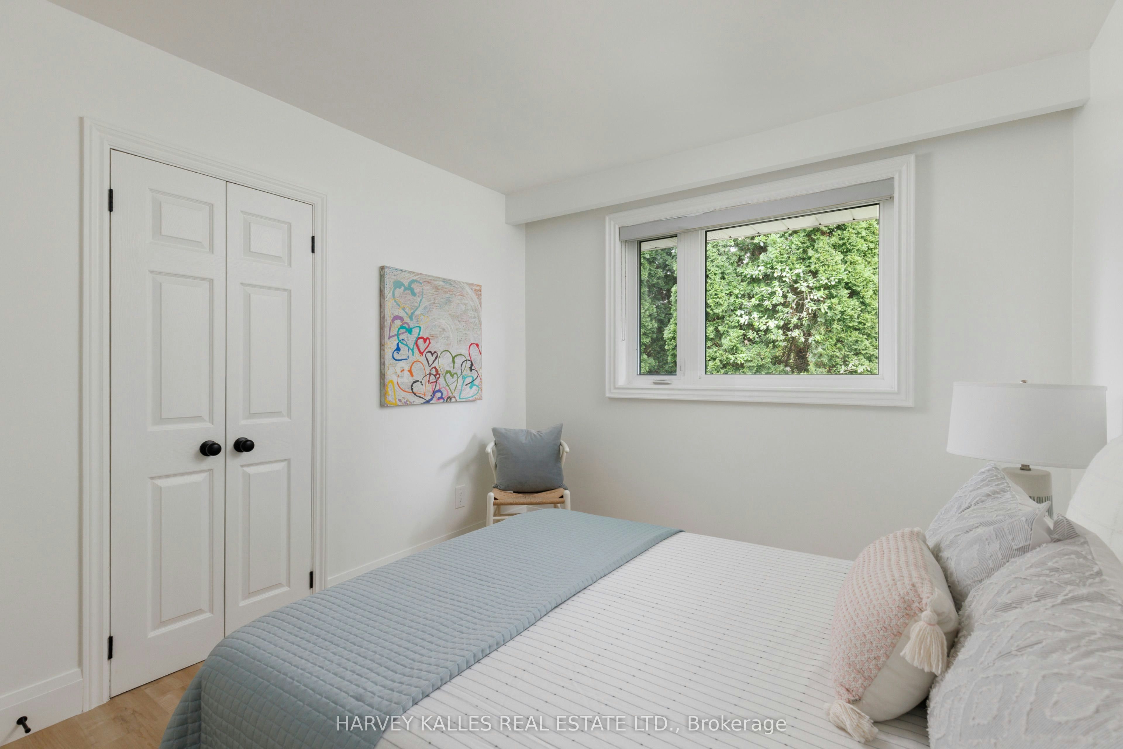 215 Edenbridge Drive, Toronto, ON, M9A 3G9 - 26