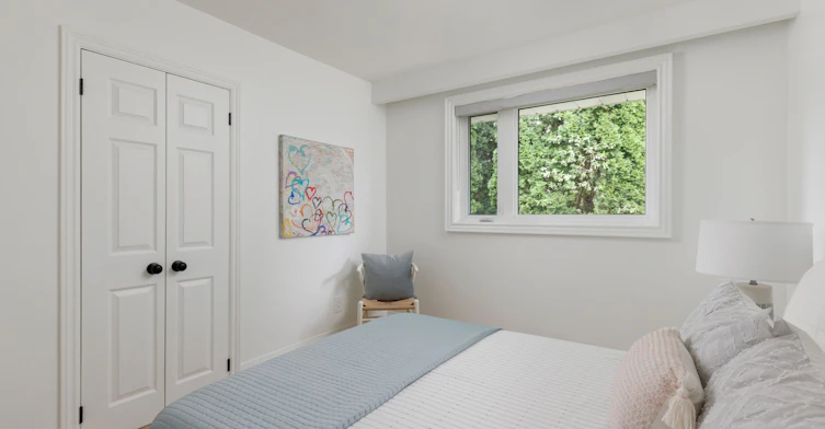 215 Edenbridge Drive, Toronto, ON, M9A 3G9 - 26