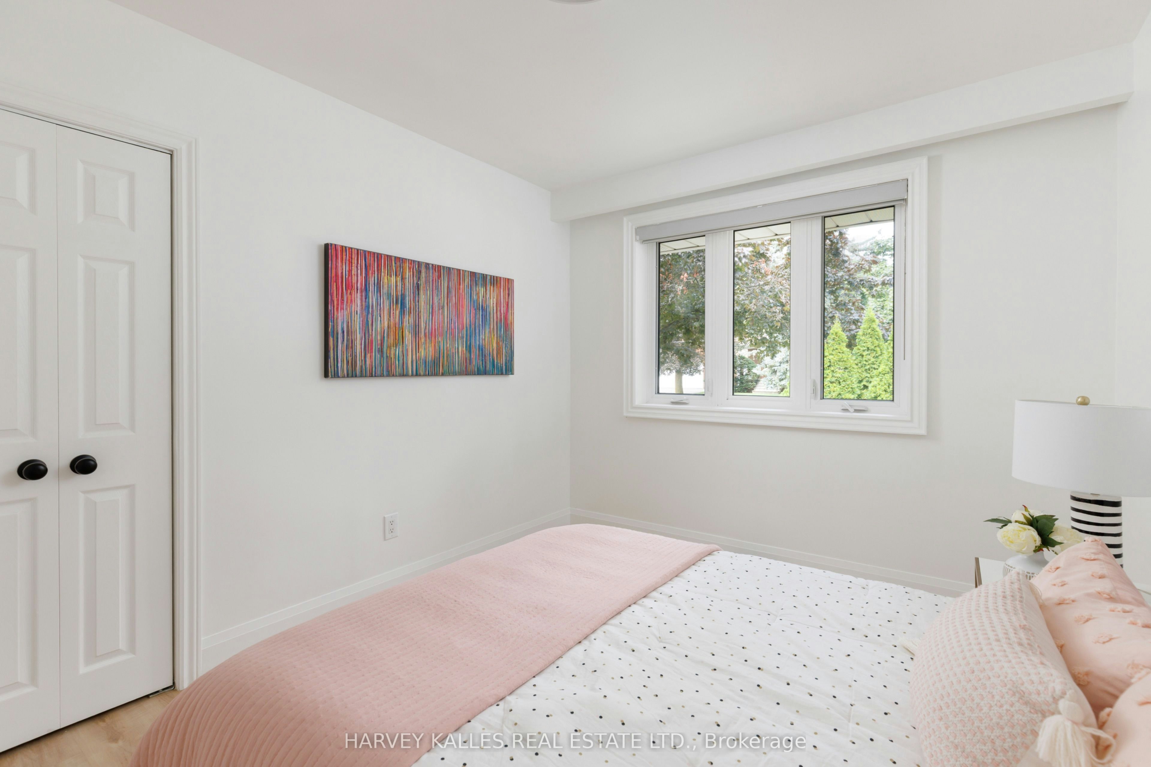 215 Edenbridge Drive, Toronto, ON, M9A 3G9 - 24