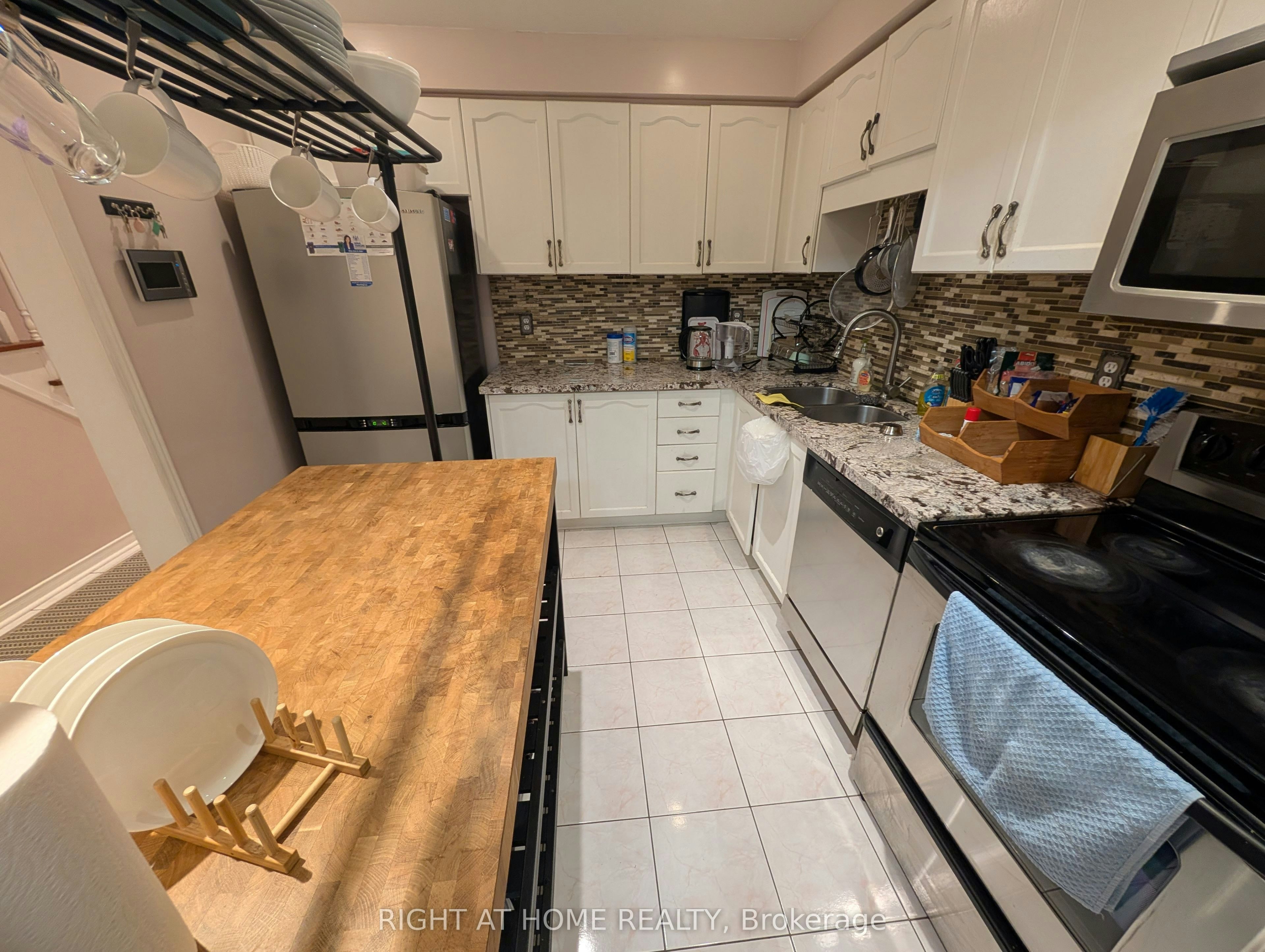 Upper-3843 Densbury Drive, Mississauga, ON, L5N 6Z3 - 9