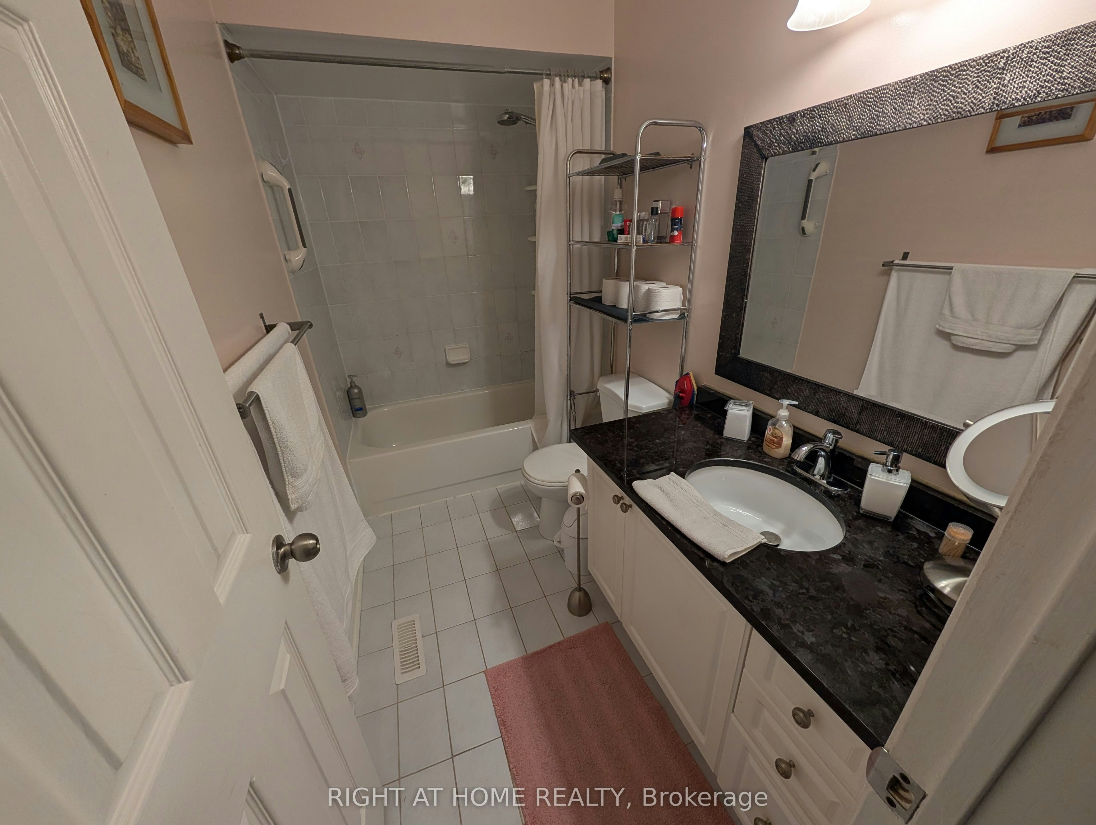 Upper-3843 Densbury Drive, Mississauga, ON, L5N 6Z3 - 17