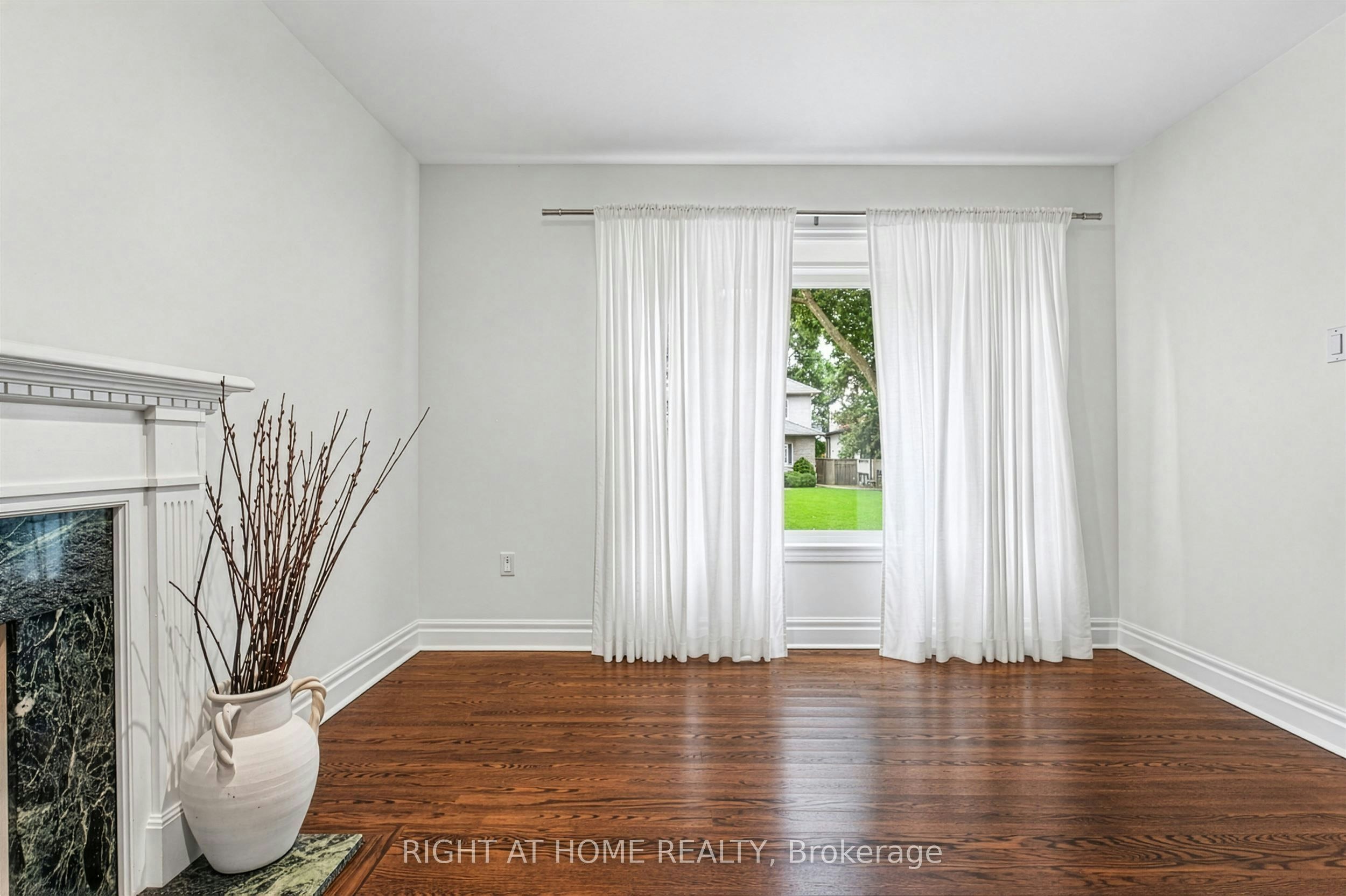 50 Gardenvale Road, Toronto, ON, M8Z 4C3 - 7