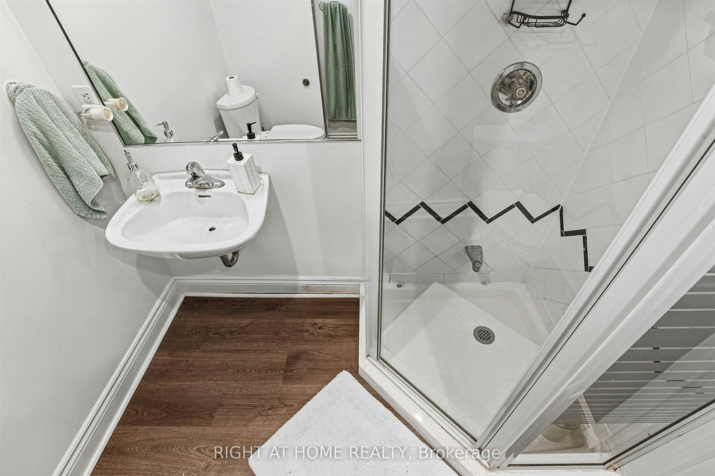 50 Gardenvale Road, Toronto, ON, M8Z 4C3 - 38