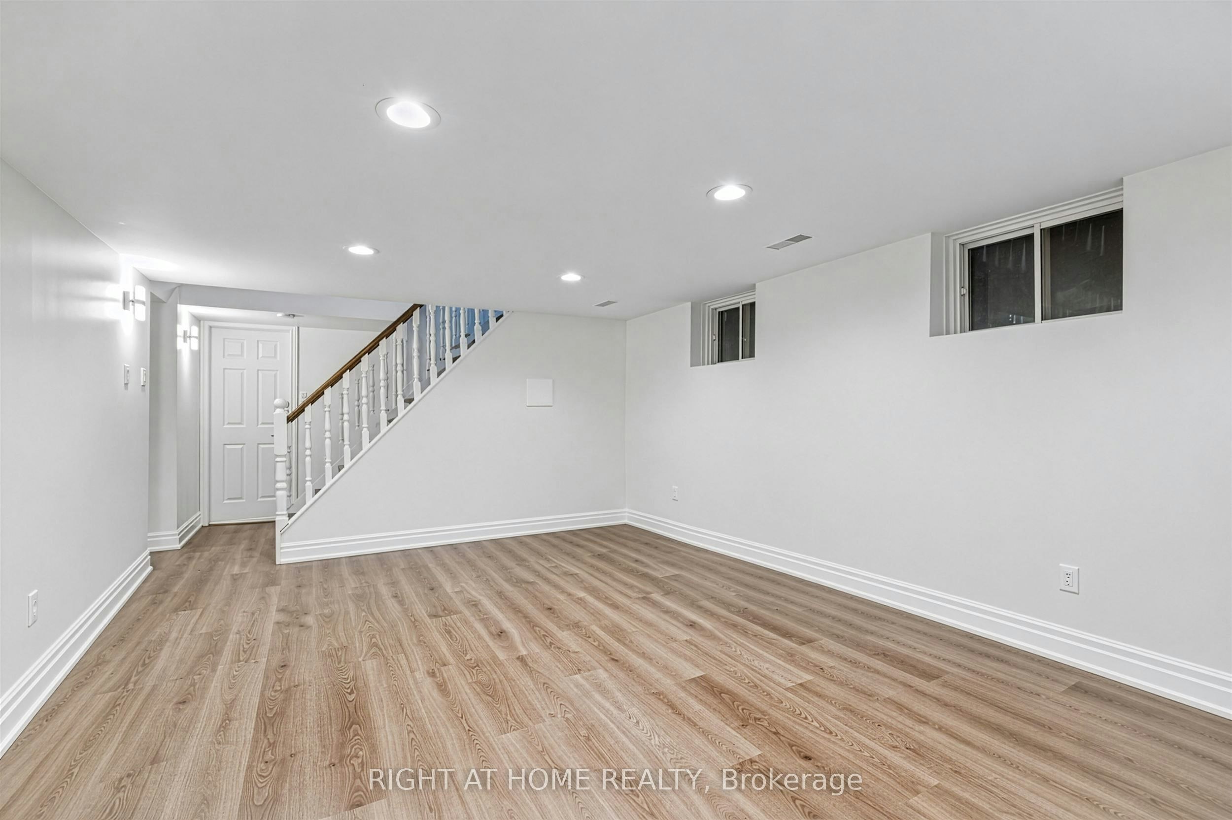 50 Gardenvale Road, Toronto, ON, M8Z 4C3 - 36
