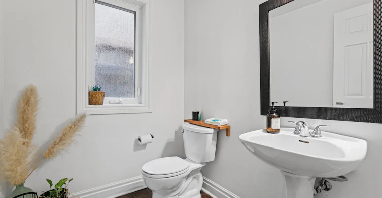 50 Gardenvale Road, Toronto, ON, M8Z 4C3 - 8