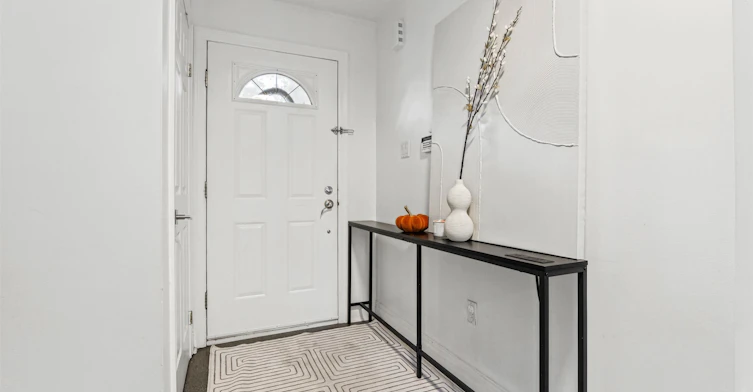50 Gardenvale Road, Toronto, ON, M8Z 4C3 - 3
