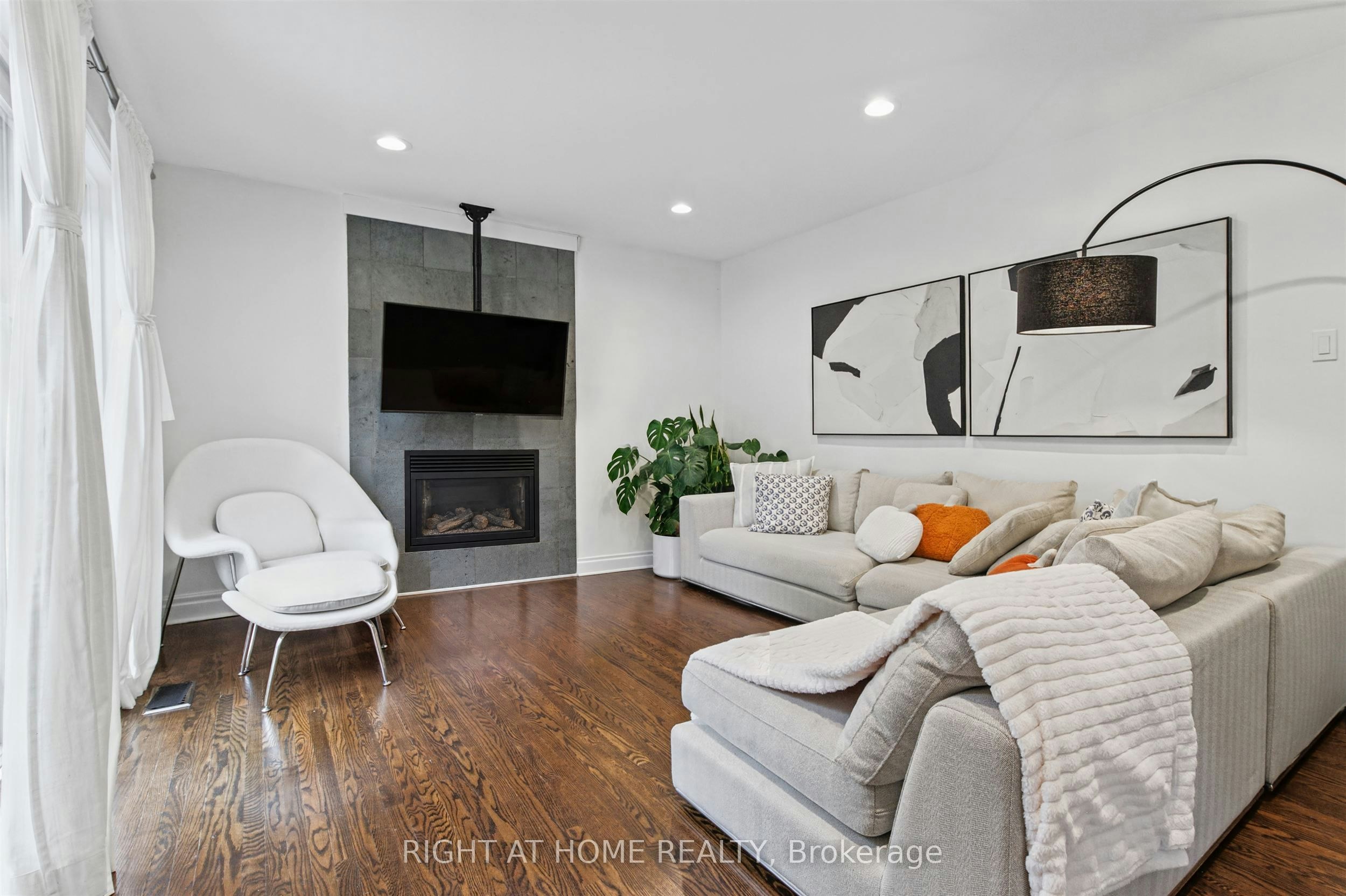 50 Gardenvale Road, Toronto, ON, M8Z 4C3 - 16