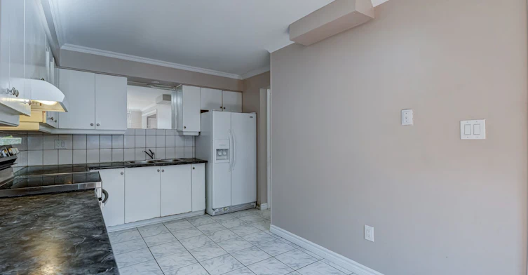 14-2340 Bromsgrove Road, Mississauga, ON, L5J 4A2 - 14