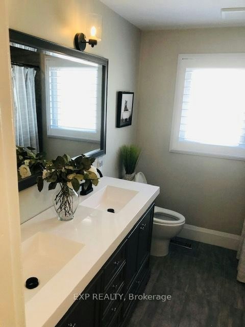 30 Somerset Drive, Brampton, ON, L6Z 1C7 - 8