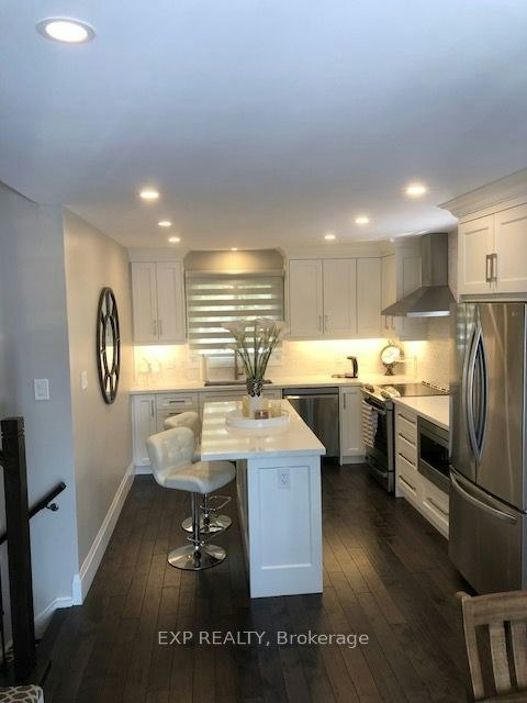 30 Somerset Drive, Brampton, ON, L6Z 1C7 - 3