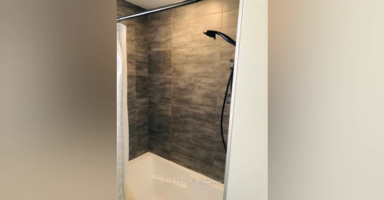 30 Somerset Drive, Brampton, ON, L6Z 1C7 - 7