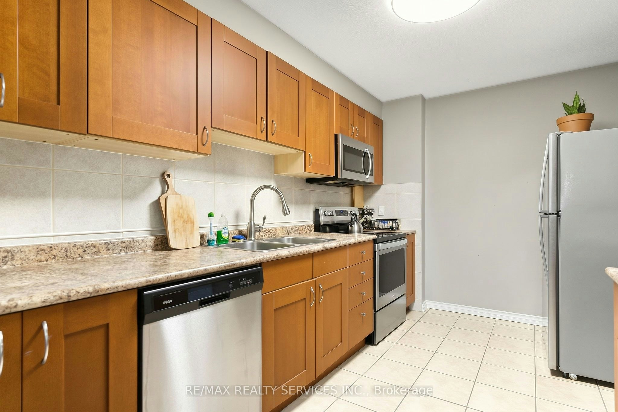 7-1140 Tavistock Drive, Burlington, ON, L7P 2N4 - 9