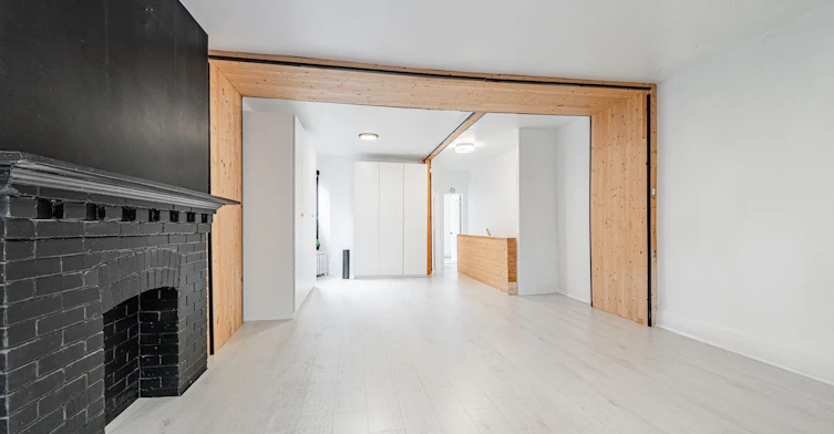 8 Adrian Avenue, Toronto, ON, M6N 1A1 - 13