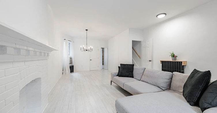 8 Adrian Avenue, Toronto, ON, M6N 1A1 - 5