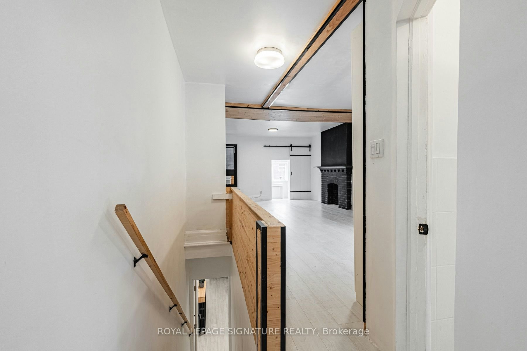 8 Adrian Avenue, Toronto, ON, M6N 1A1 - 11