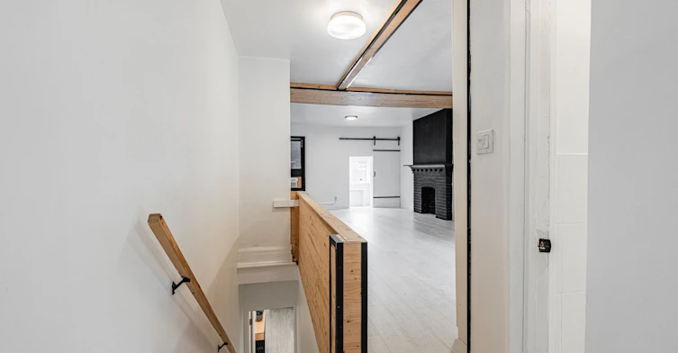 8 Adrian Avenue, Toronto, ON, M6N 1A1 - 11