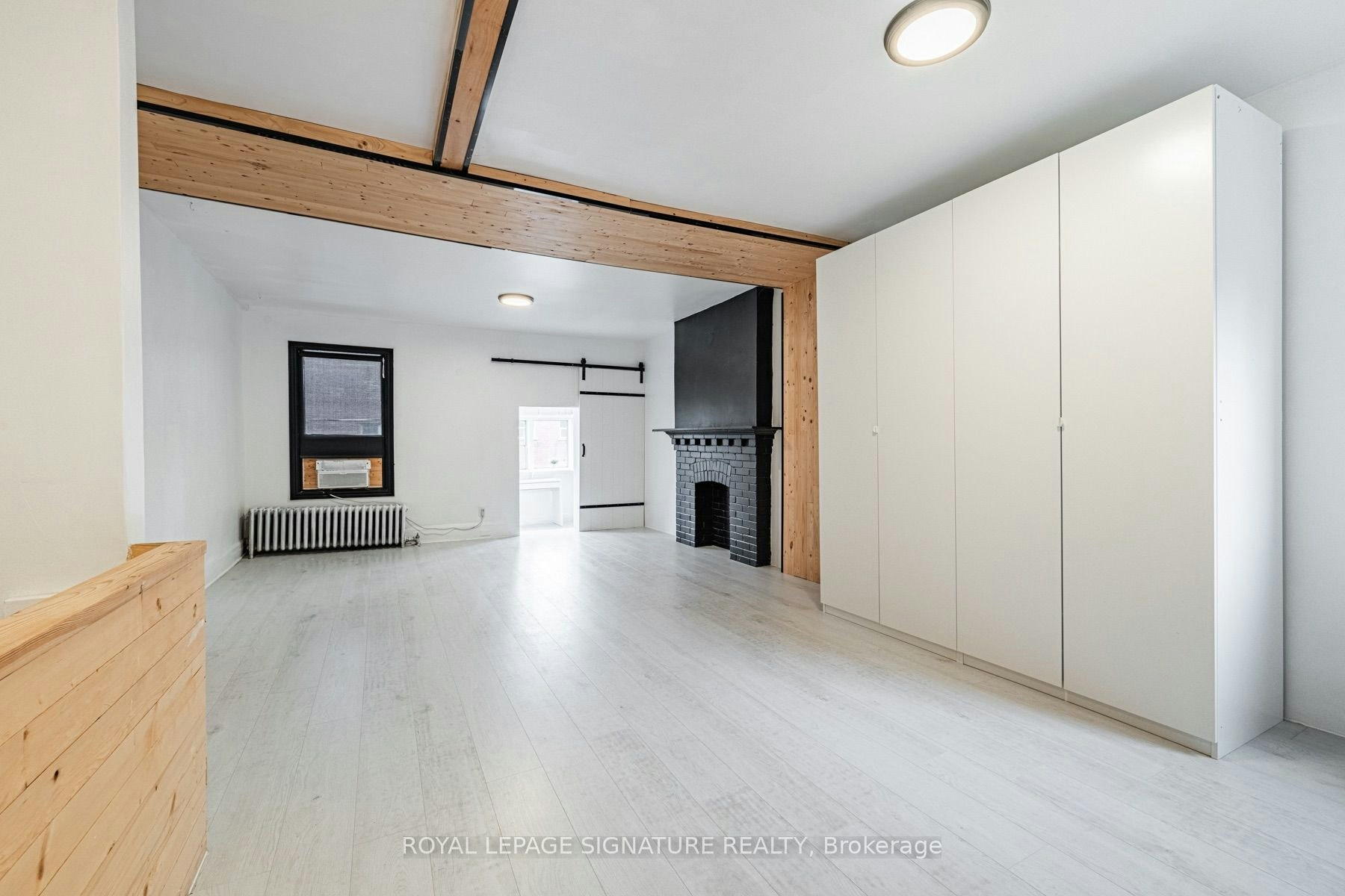 8 Adrian Avenue, Toronto, ON, M6N 1A1 - 14