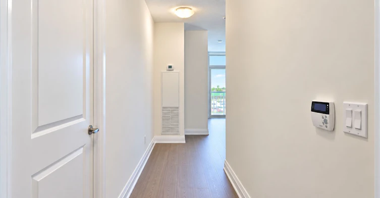 315-55 Speers Road, Oakville, ON, L6K 0H9 - 4