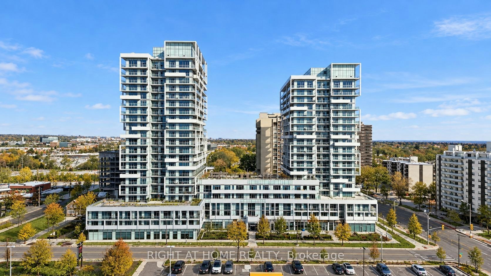 315-55 Speers Road, Oakville, ON, L6K 0H9
