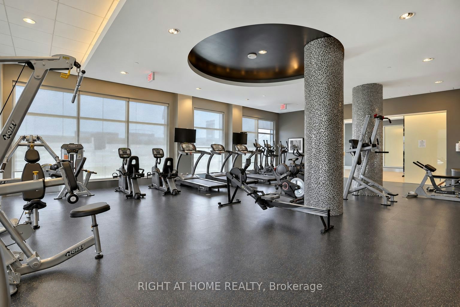 315-55 Speers Road, Oakville, ON, L6K 0H9 - 17
