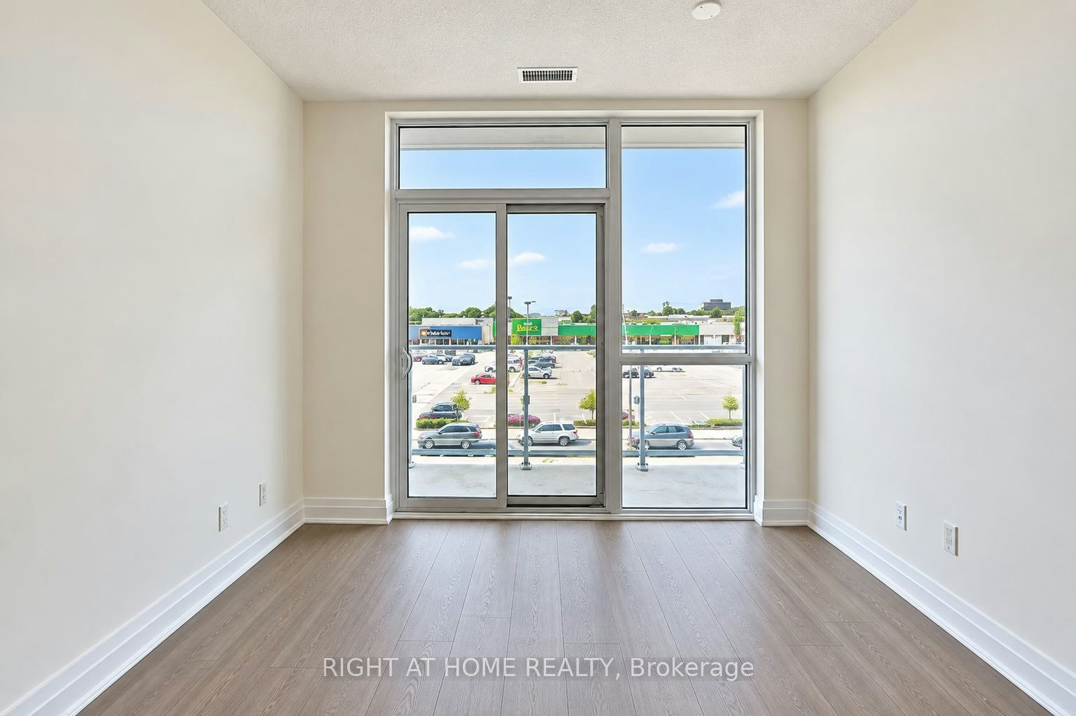 315-55 Speers Road, Oakville, ON, L6K 0H9 - 5