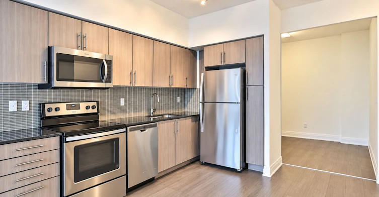 315-55 Speers Road, Oakville, ON, L6K 0H9 - 7