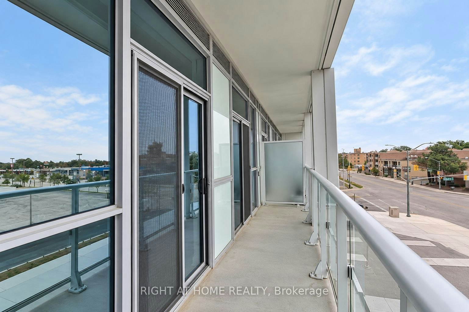 315-55 Speers Road, Oakville, ON, L6K 0H9 - 15