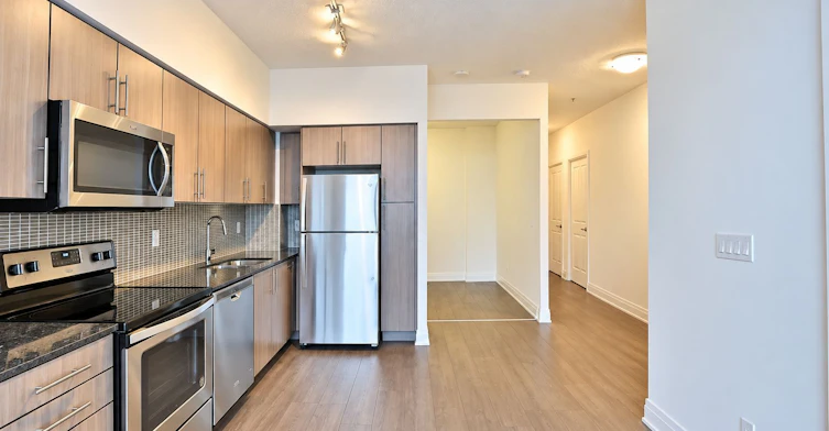 315-55 Speers Road, Oakville, ON, L6K 0H9 - 8