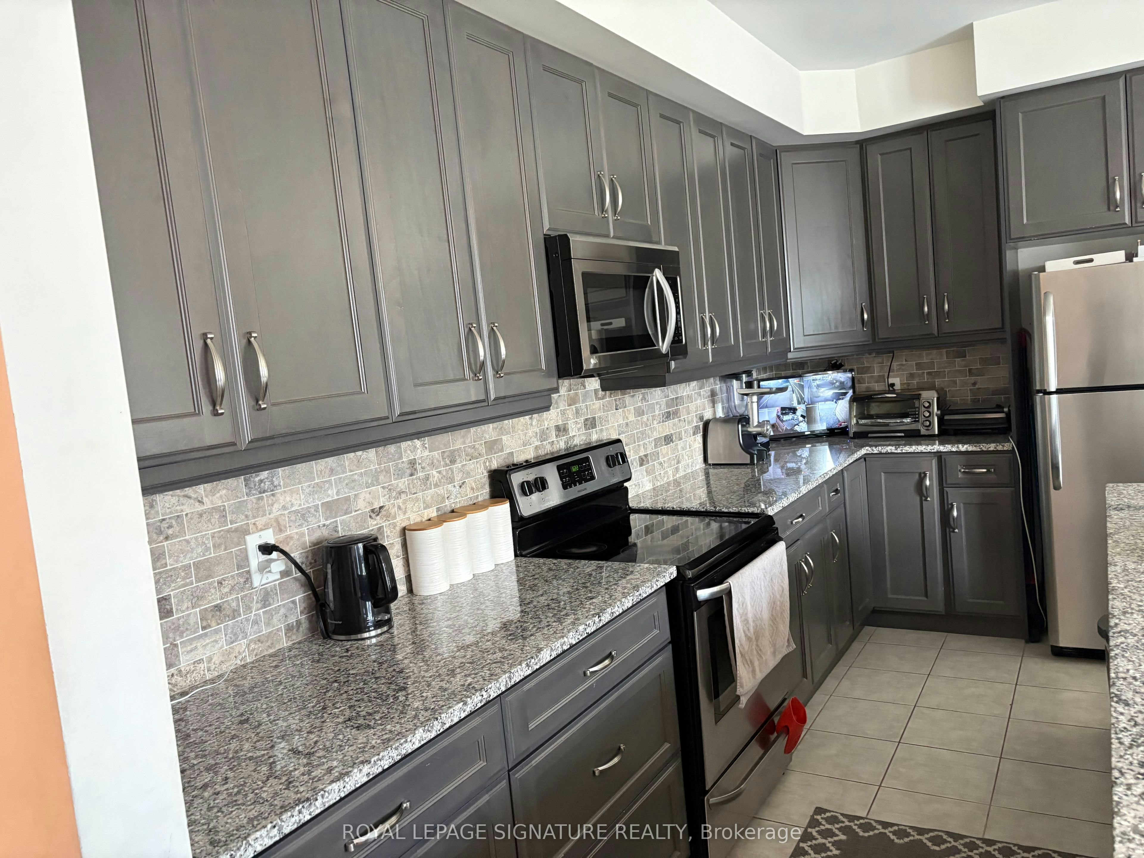 3070 George Savage Avenue, Oakville, ON, L6M 4M2 - 7