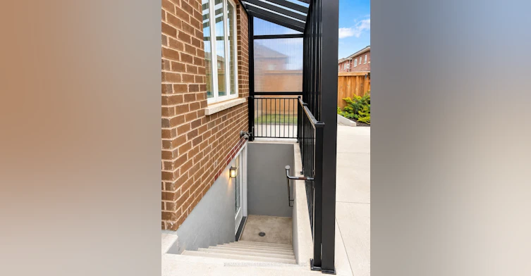 Basement-25 Dale Meadows Road, Brampton, ON, L7A 4Z8