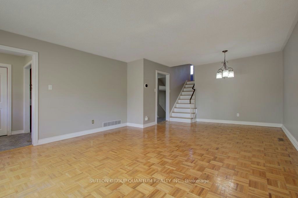 462 Withnell Crescent, Oakville, ON, L6L 3L9 - 6