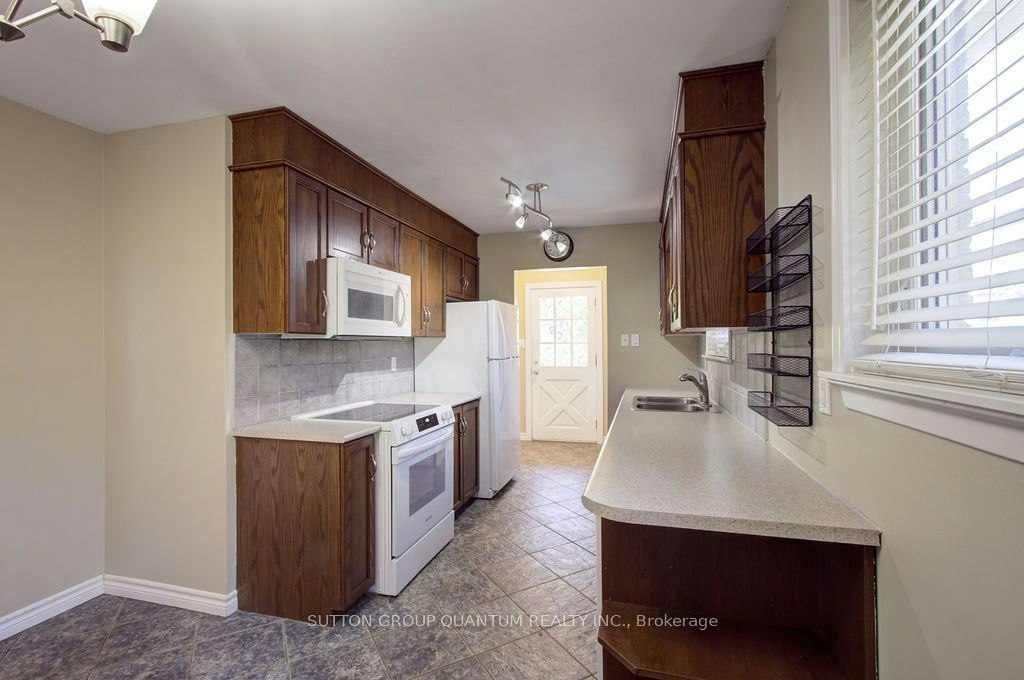 462 Withnell Crescent, Oakville, ON, L6L 3L9 - 16